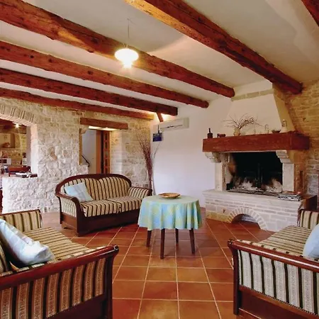 펜션 Family Friendly House With A Swimming Pool Kranjcici, Istria - Sredisnja Istra - 20585 *