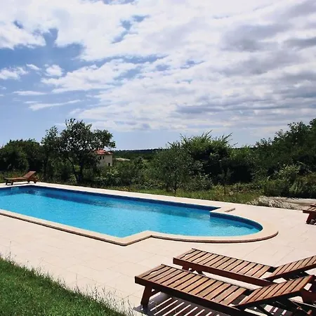 Family Friendly House With A Swimming Pool Kranjcici, Istria - Sredisnja Istra - 20585 펜션 *